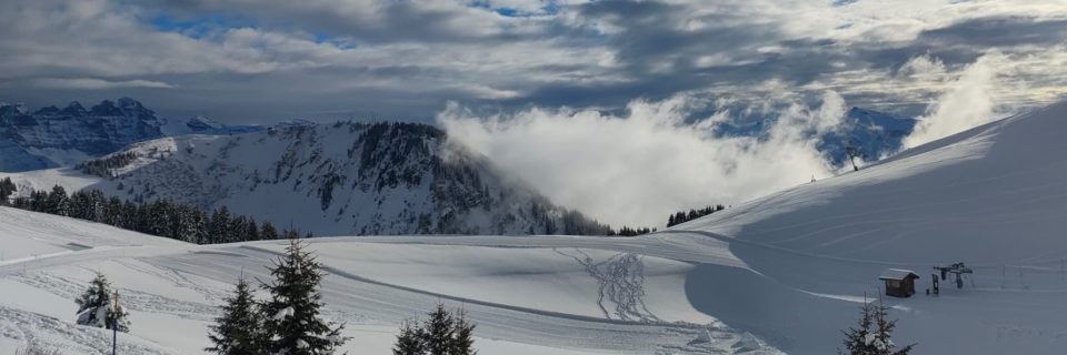 07.02.26 – Construction d’igloos